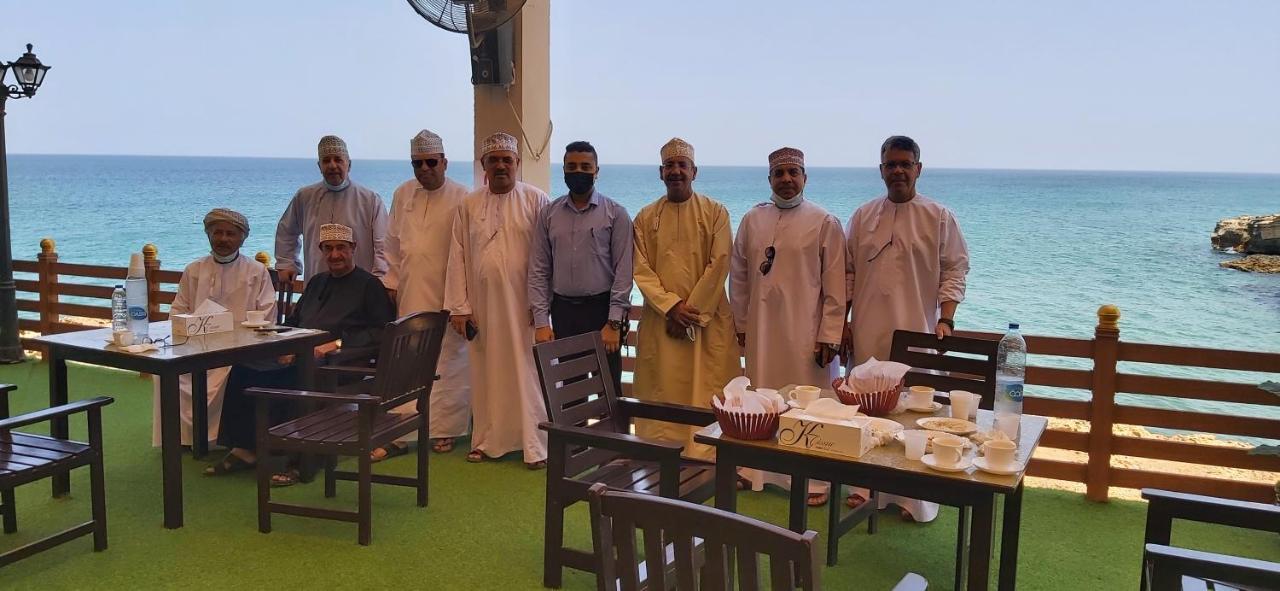 Bandar Al Ayjah Sur