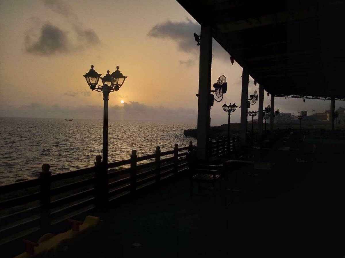 Bandar Al Ayjah 4*